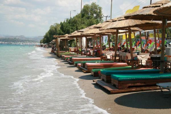 Theatraki Villa Selinia Екстериор снимка